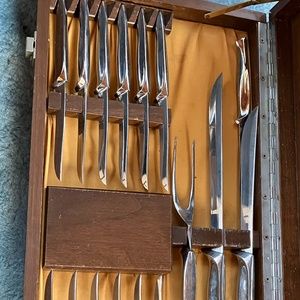 Steak Knives/Carving Set
